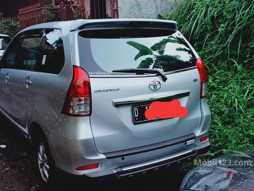 Jual Mobil  Toyota Avanza  2012  G  1 3 di Jawa Barat Manual 