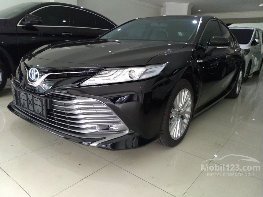 Jual Mobil  Toyota Camry  Hybrid 2021 HV 2 5 di DKI Jakarta 