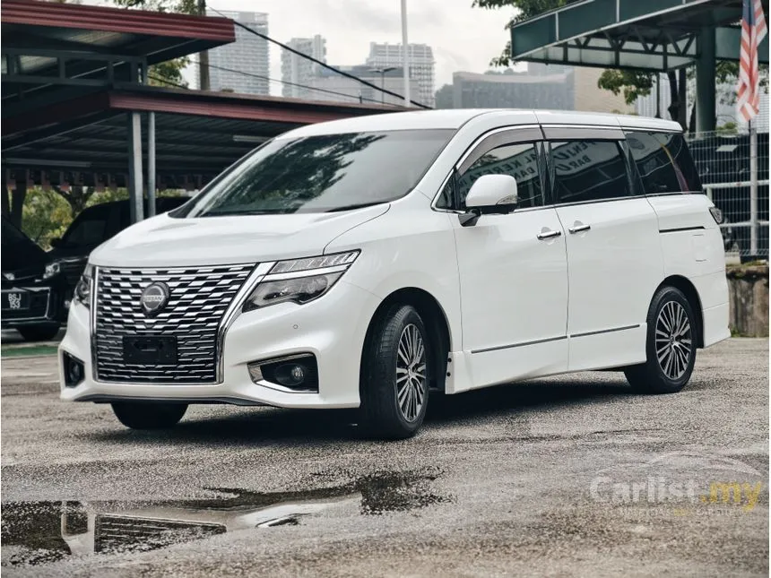 2021 Nissan Elgrand High-Way Star Urban Chrome MPV