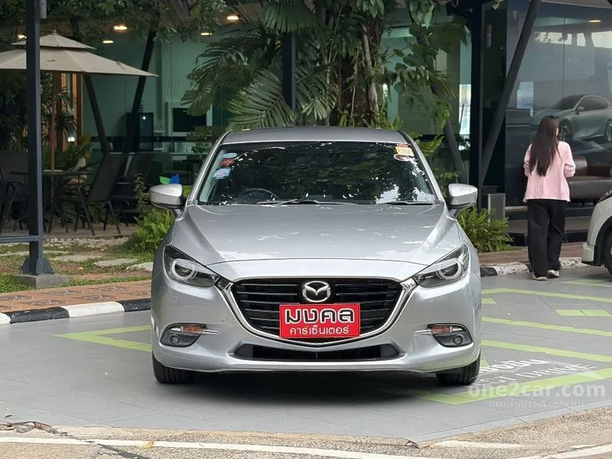 2017 Mazda 3 S Sports Hatchback