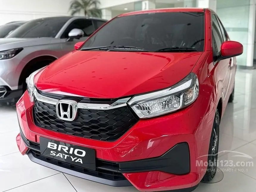 Jual Mobil Honda Brio 2024 E Satya 1.2 di Jawa Timur Automatic Hatchback Merah Rp 194.300.000