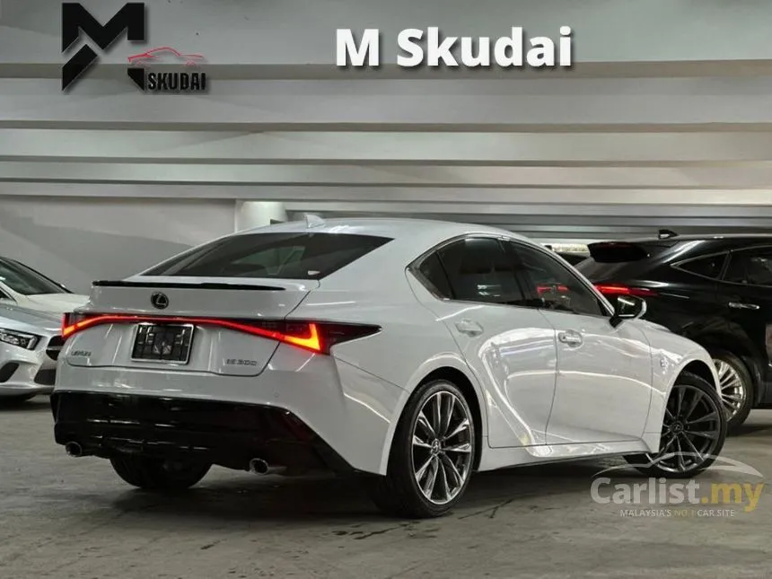 2021 Lexus IS 300 F Sport Sedan