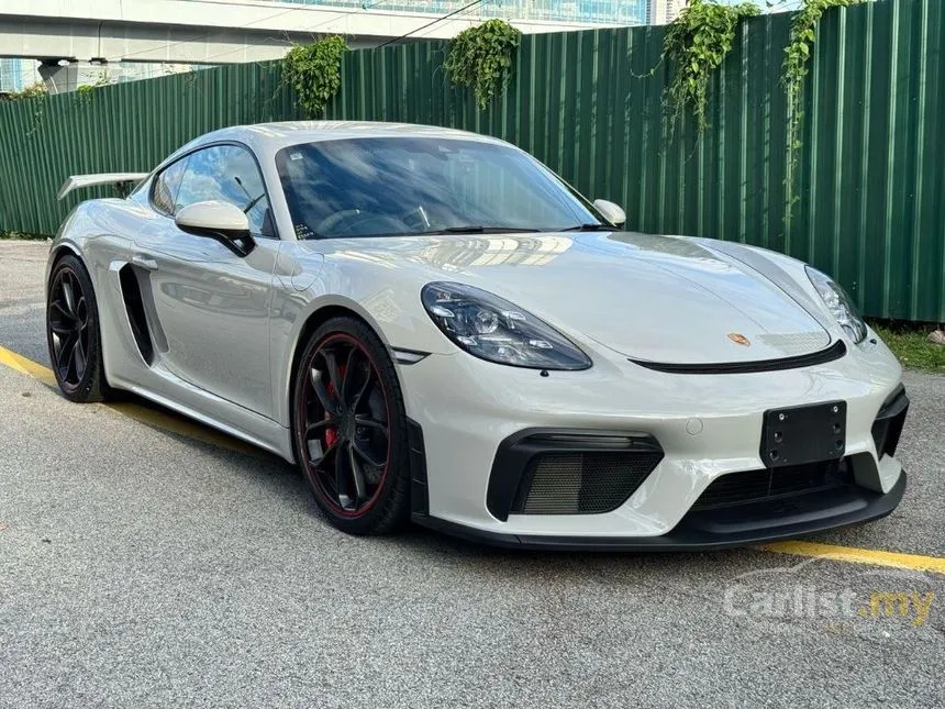 2021 Porsche 718 Cayman GT4 Coupe