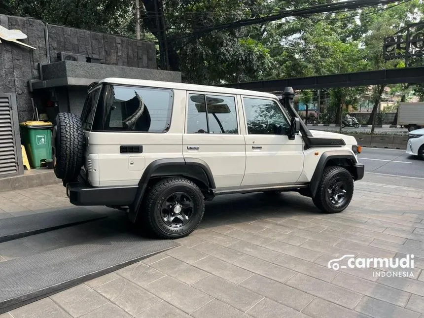 2024 Toyota Land Cruiser 70 GXL SUV