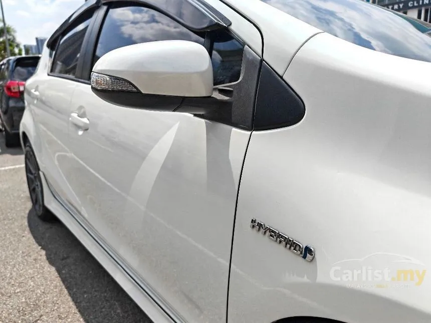 2013 Toyota Prius C Hybrid TRD Sportivo Hatchback