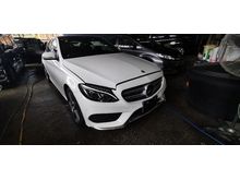 2015 Mercedes-Benz C200 2.0 AMG Sedan / PANORAMA ROOF / TIPTOP CONDITION FROM JAPAN / FREE 5 YEARS WARRANTY UNLIMITED KM