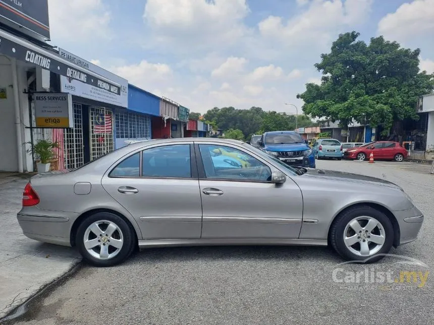 2002 Mercedes-Benz E240 Avantgarde Sedan
