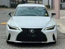 2023 Lexus IS 300 2.0 Version L Sedan