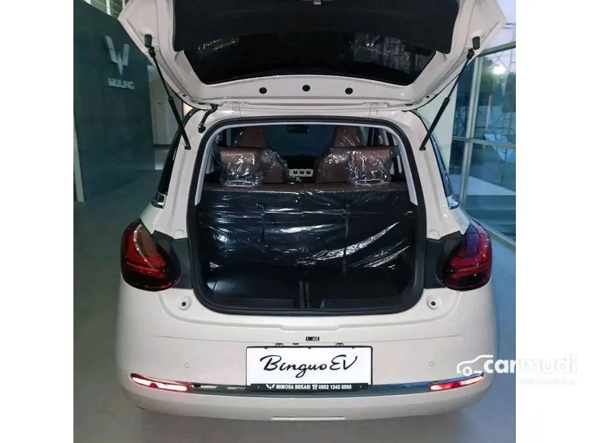 2024 Wuling Binguo EV Premium Range Hatchback