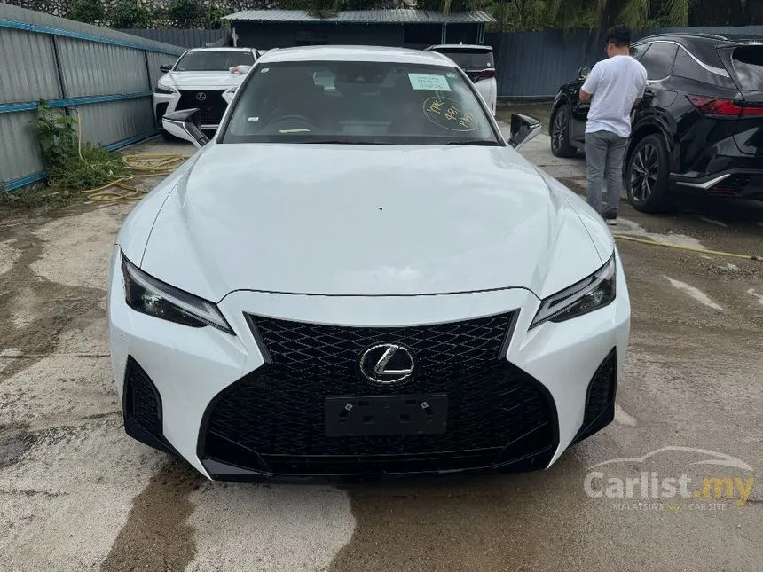2023 Lexus IS 300 F Sport Sedan