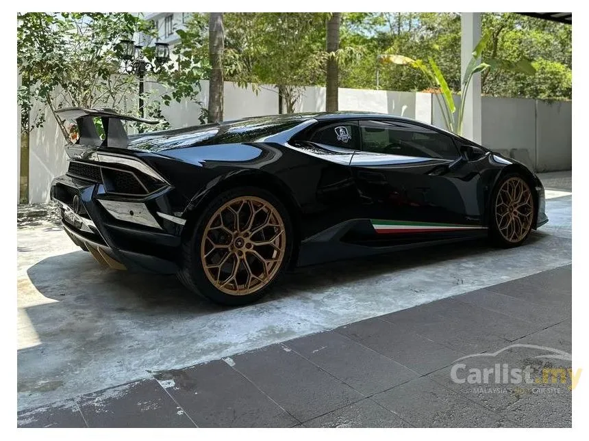 2018 Lamborghini Huracan Performante Coupe