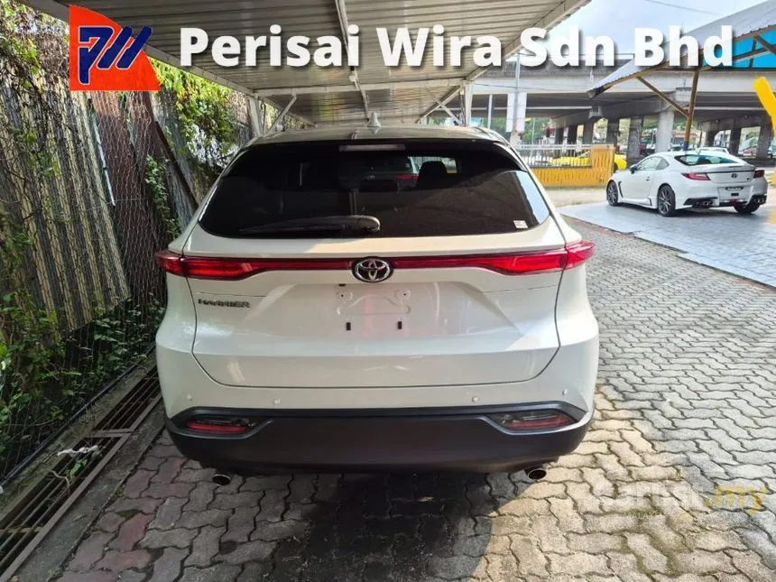 2022 Toyota Harrier S SUV