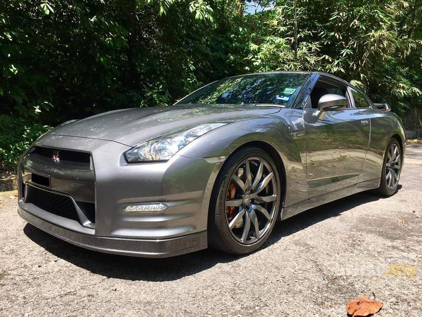 2012 Nissan GT-R Black Edition Coupe