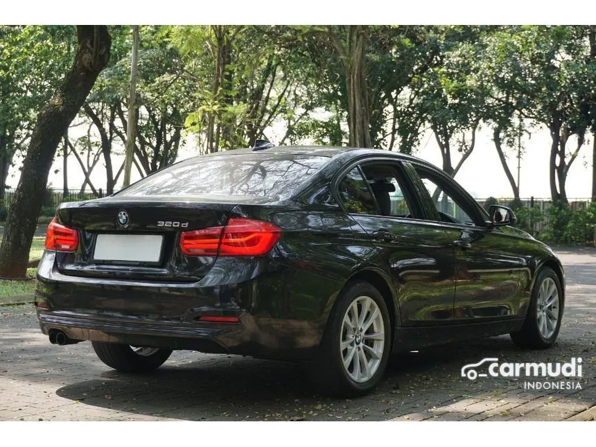 2016 BMW 320d Sport Sedan