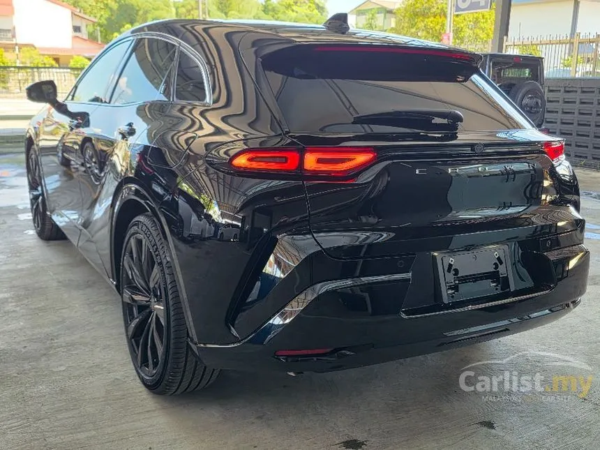 2024 Toyota Crown Sport Z PHEV SUV