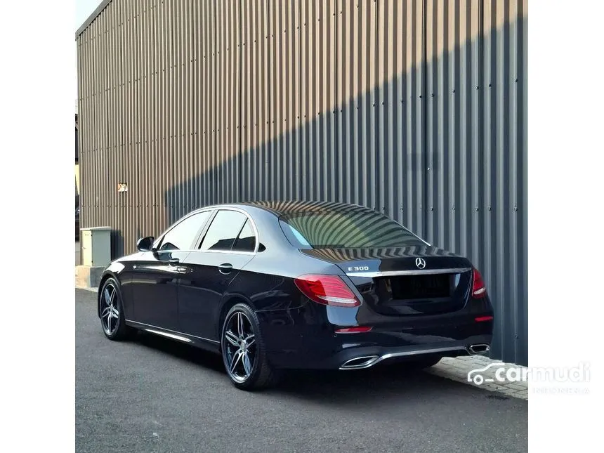 2017 Mercedes-Benz E300 AMG Line Sedan