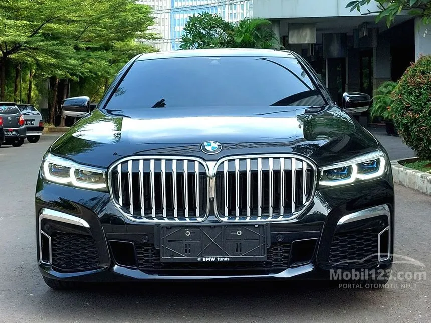 Jual Mobil BMW 730Li 2021 M Sport 2.0 di DKI Jakarta Automatic Sedan Hitam Rp 1.900.000.000