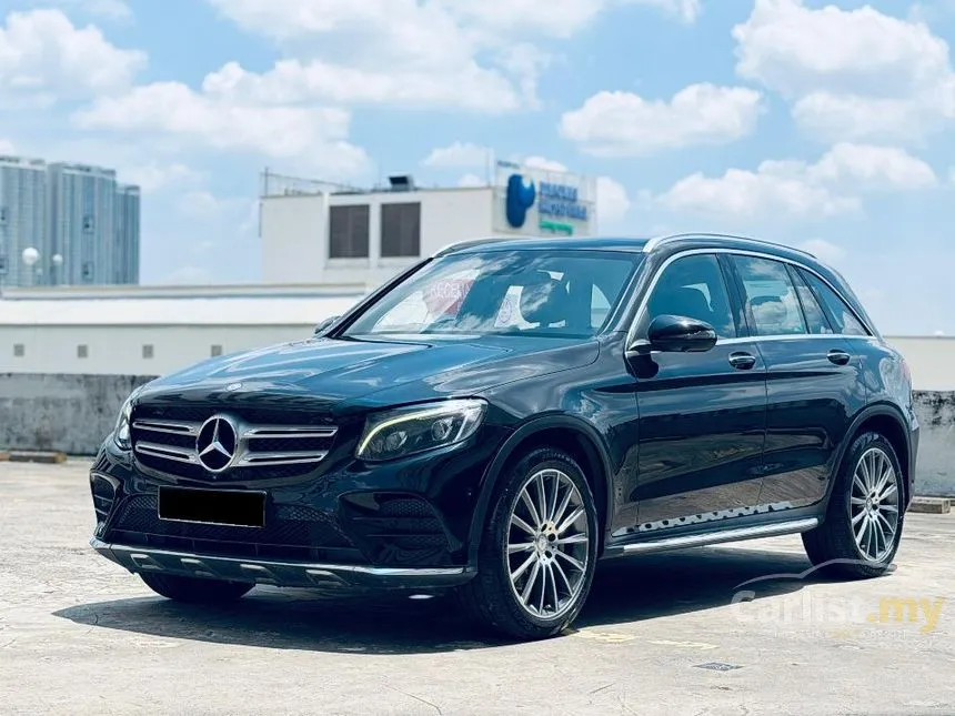 2018 Mercedes-Benz GLC250 4MATIC AMG Line SUV