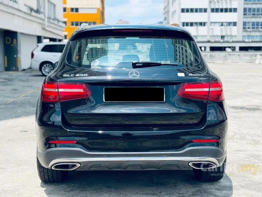 2018 Mercedes-Benz GLC250 4MATIC AMG Line SUV