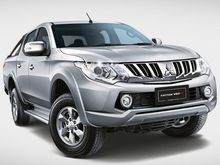 2018 Mitsubishi Triton 2.4 VGT Premium Pickup Truck Rebet 12K + FREE iPhone
