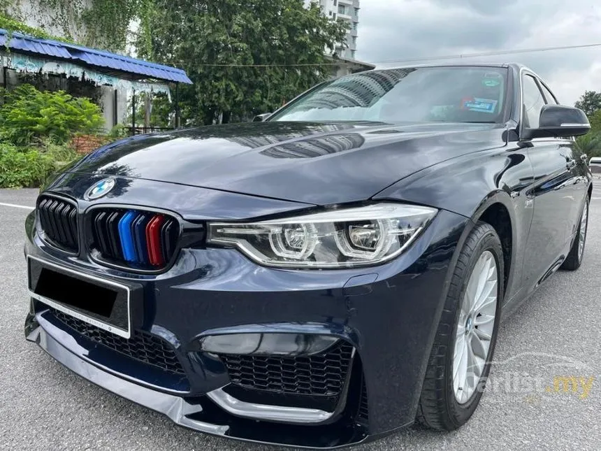 2018 BMW 318i Luxury Sedan