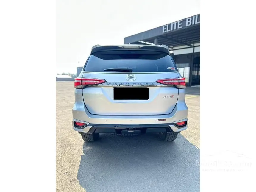 2023 Toyota Fortuner GR Sport 4X2 SUV