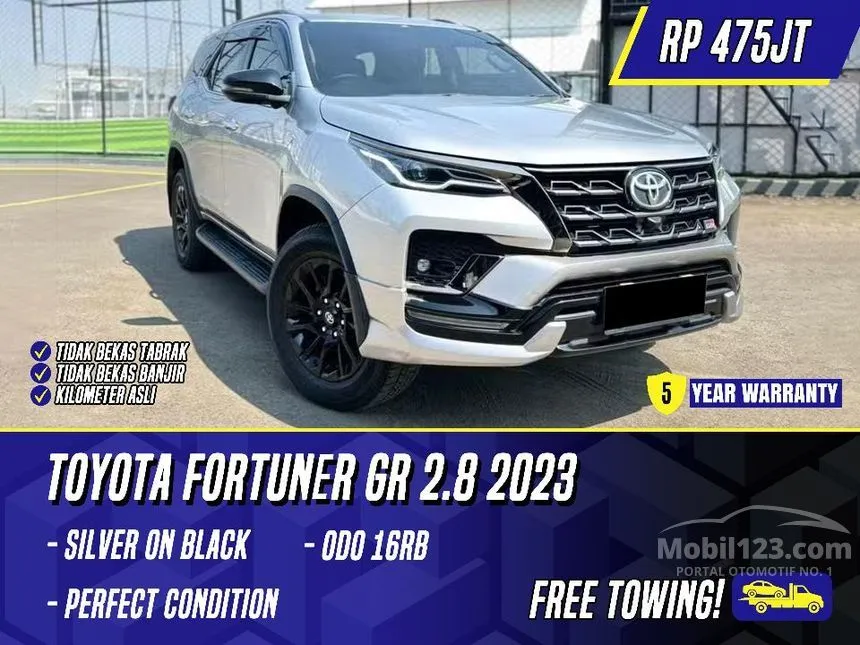2023 Toyota Fortuner GR Sport 4X2 SUV