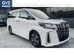 Recon 2021 Toyota Alphard 2.5 SC/ Pilot Seat/3 Eyes/Sequential LED Signal/ Cooler Seat/Power Boot/Unreg - Cars for sale
