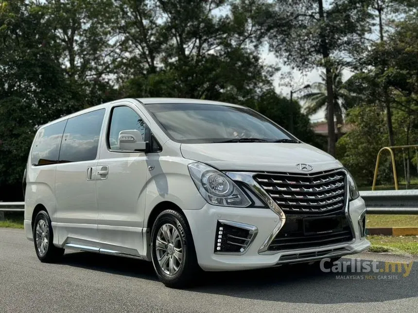 2018 Hyundai Grand Starex Royale MPV