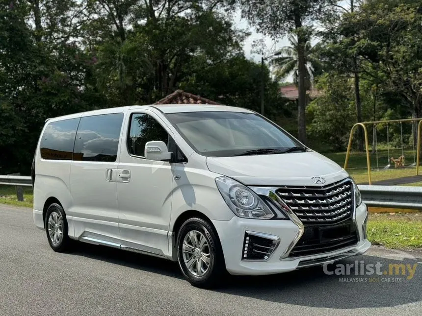 2018 Hyundai Grand Starex Royale MPV