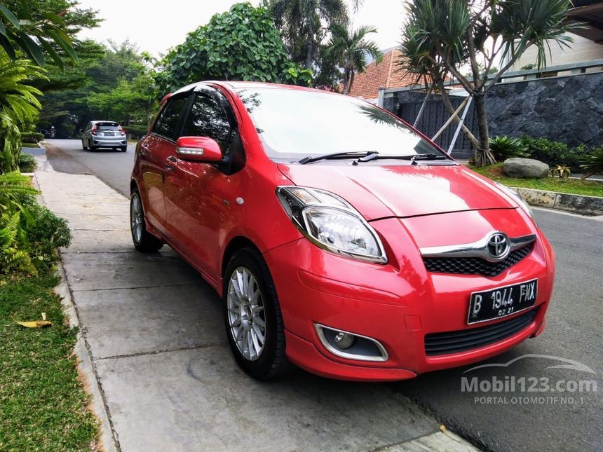 Jual Mobil  Toyota  Yaris  2010 E 1 5 di DKI Jakarta 