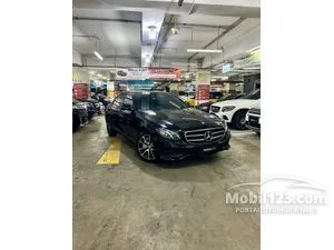 2016 Mercedes-Benz E300 2.0 Avantgarde Sedan