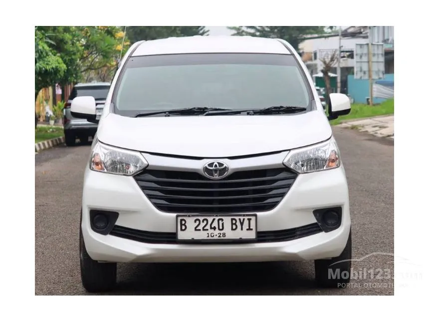 Jual Mobil Toyota Avanza 2018 E 1.3 di Banten Automatic MPV Putih Rp 130.000.000