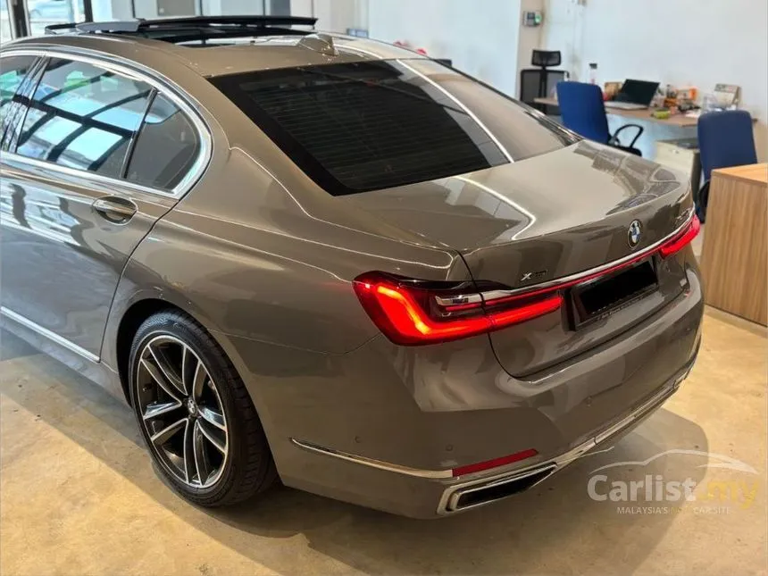 2021 BMW 740Le xDrive Pure Excellence Sedan