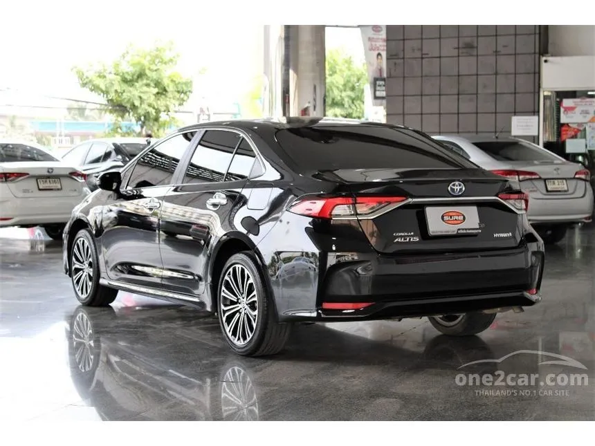 2019 Toyota Corolla Altis Hybrid High Sedan