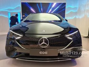 2022 Mercedes-Benz EQE350+ Electric Art Line Sedan