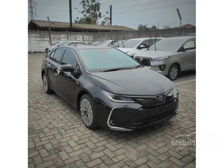 Jual Mobil Toyota Corolla Altis 2024 HYBRID 1.8 di Banten Automatic Sedan Hitam Rp 632.200.000