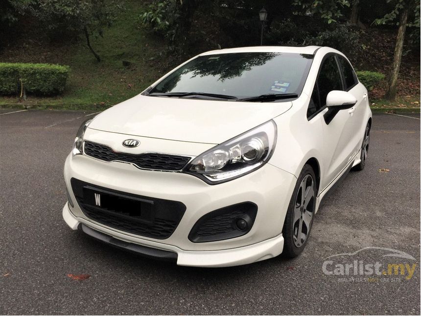 Used 14 Kia Rio 1 4 A Hatchback With Sunroof Carlist My