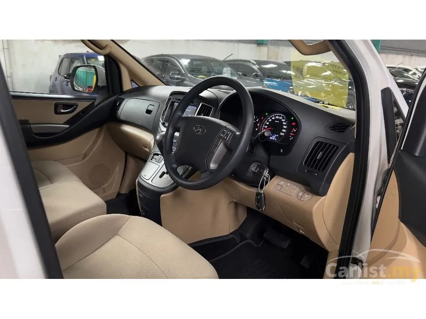 2019 Hyundai Grand Starex Executive MPV