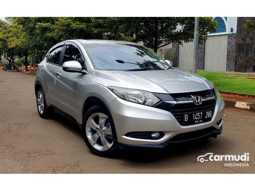 Jual Mobil Honda HR