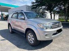 2011 Toyota Fortuner 2.7 V TRD Sportivo (A) SUPER TIP TOP CAR