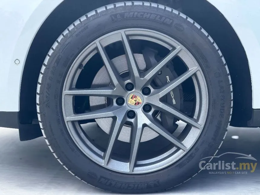 2023 Porsche Macan SUV