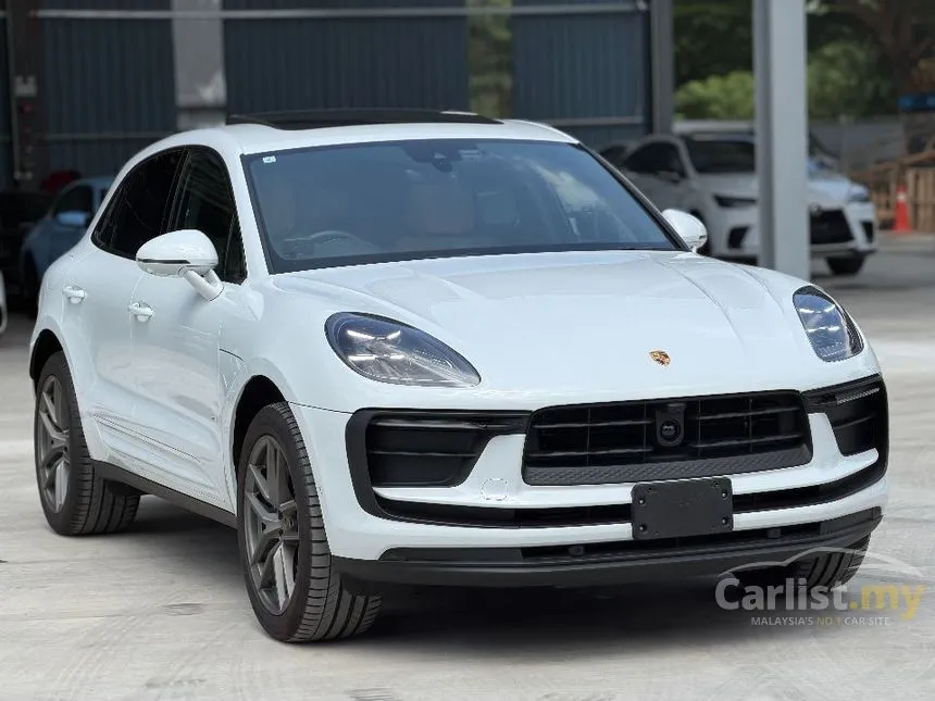 2023 Porsche Macan SUV