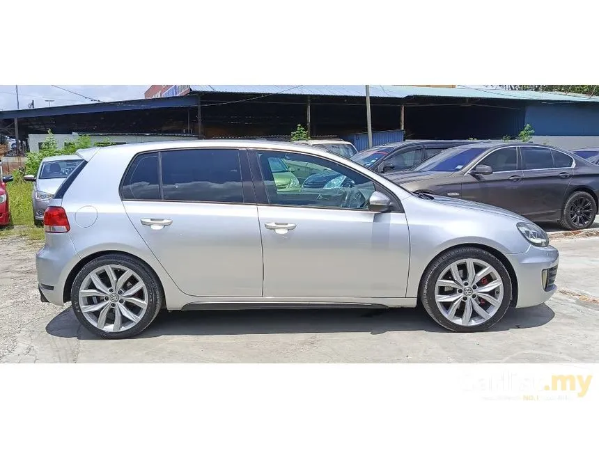 2010 Volkswagen Golf GTI Hatchback