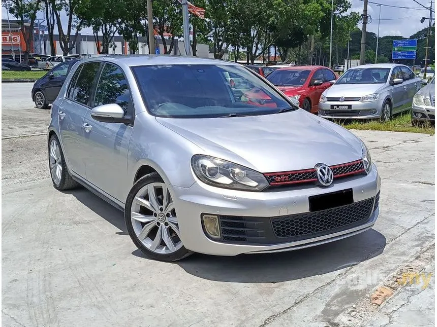 2010 Volkswagen Golf GTI Hatchback