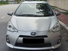 2015 Toyota Prius C 1.5 Hybrid HatchbackUNDER WARANTY