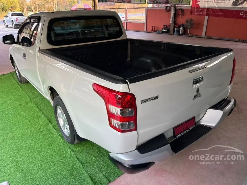 2018 Mitsubishi Triton GLX Pickup