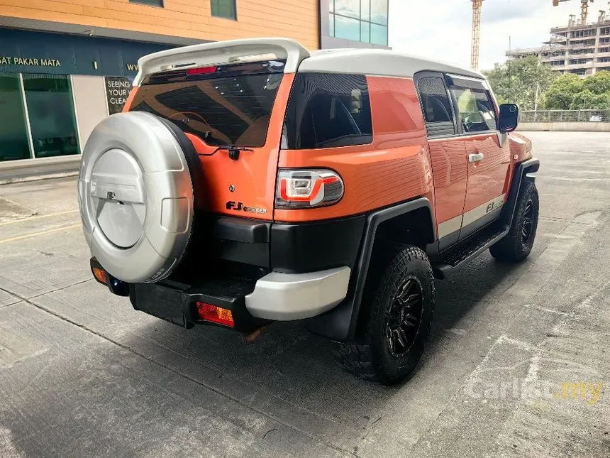 2013 Toyota FJ Cruiser SUV