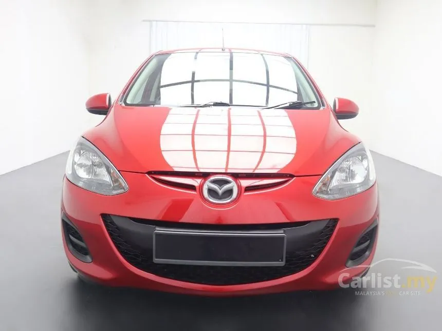 2012 Mazda 2 V Sedan