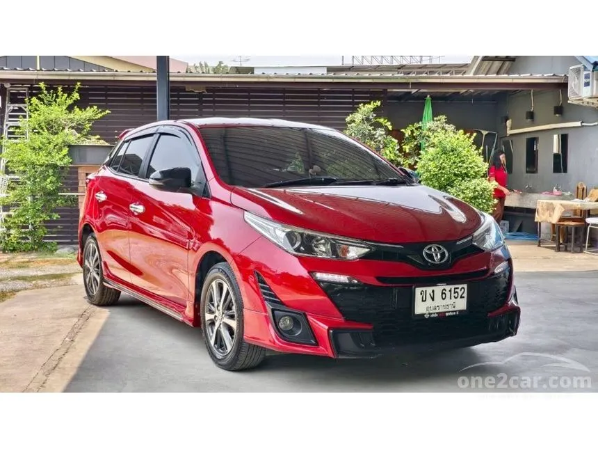 2020 Toyota YARIS Sport Premium Hatchback